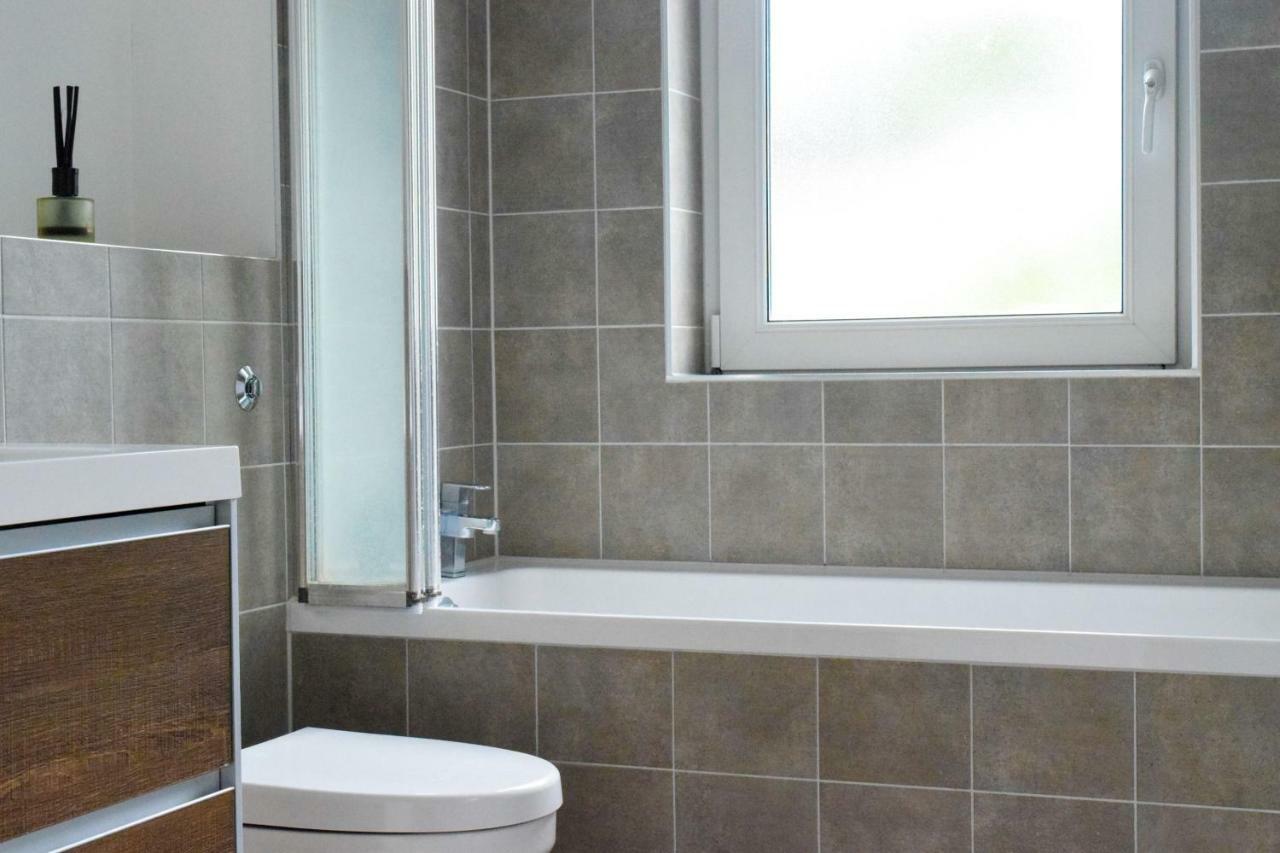 3 Bedroom Family House With A Superb Kitchen And Garden Λονδίνο Εξωτερικό φωτογραφία