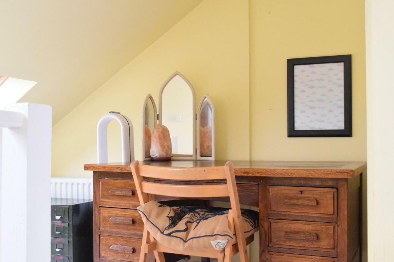 3 Bedroom Family House With A Superb Kitchen And Garden Λονδίνο Εξωτερικό φωτογραφία