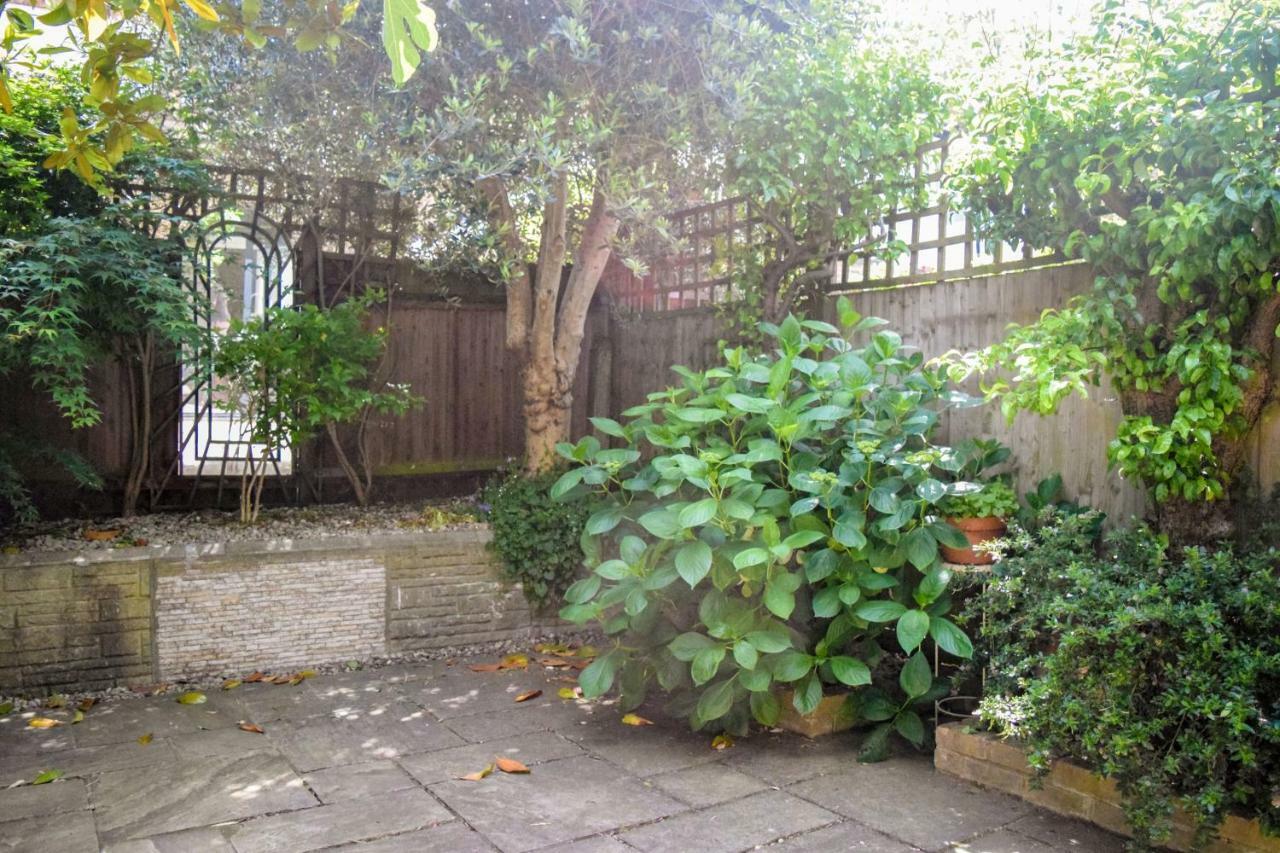 3 Bedroom Family House With A Superb Kitchen And Garden Λονδίνο Εξωτερικό φωτογραφία